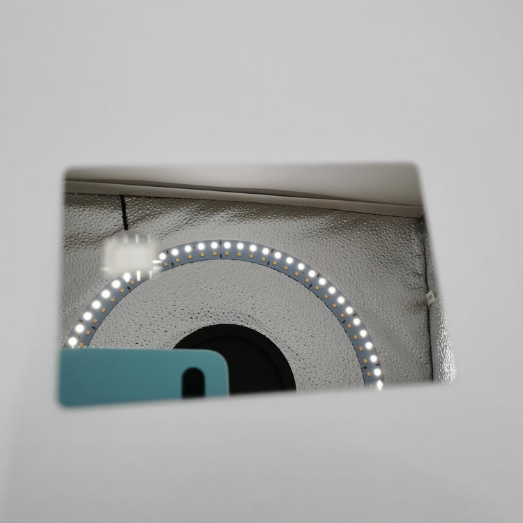 Productfoto van Geborstelde metalen NFC-kaarten voor zakelijke identificatie; met zijaanzicht; in de categorie Metalen contact IC-kaarten.