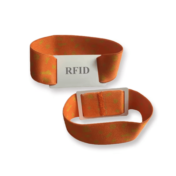 Verschillende aangepaste gedrukte festival elastisch RFID polsbandjes markeren de hoge kwaliteit CMYK afbeeldingen voor merkuitstraling en evenement beveiliging.