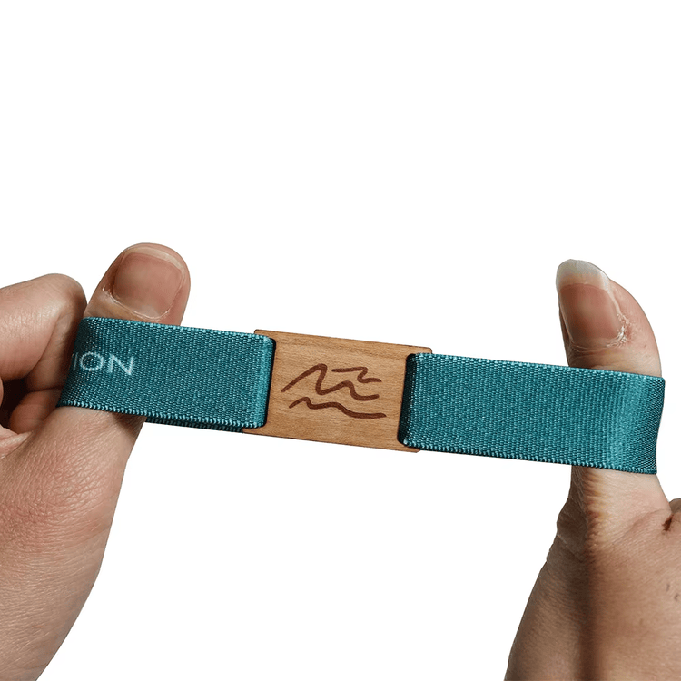 Elastische RFID-polsbandjes voor concerttoegang gebruikt voor bezoekersregistratie bij RFID-polsbandprojecten.