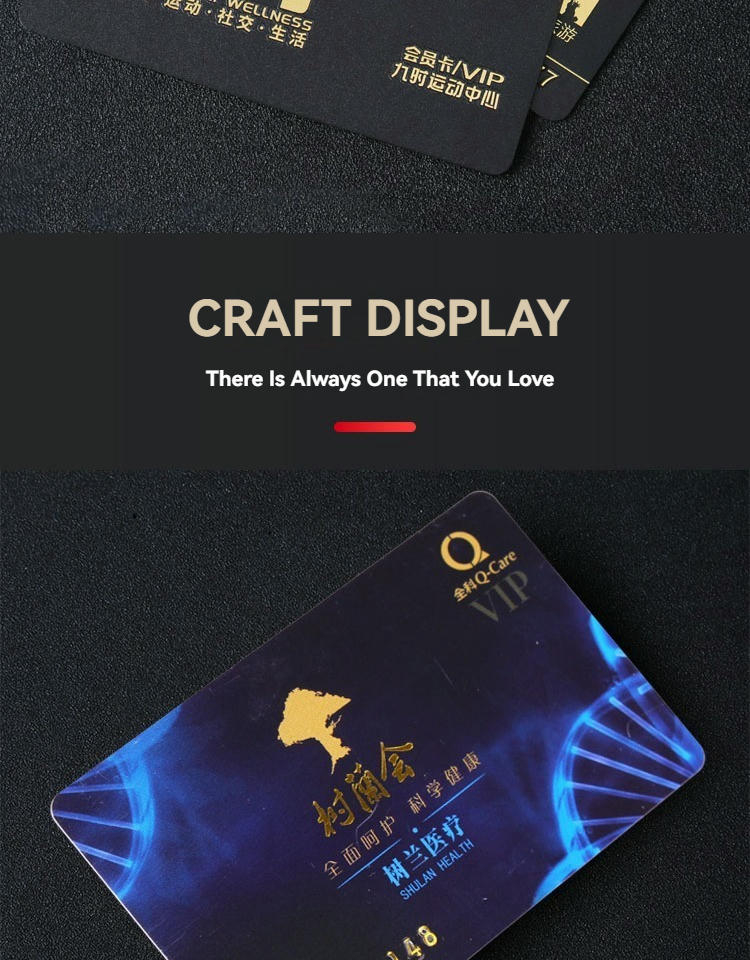 Productfoto van aangepaste plastic VIP-kaarten voor premium ledenprogramma's met achteraanzicht in de categorie Plastic Cards.