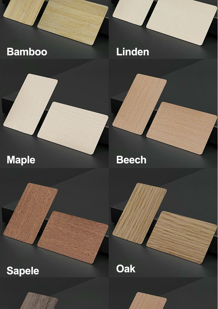 Esdoornhouten kaarten met diverse gekleurde randafwerkingen voor extra visuele personalisatie.