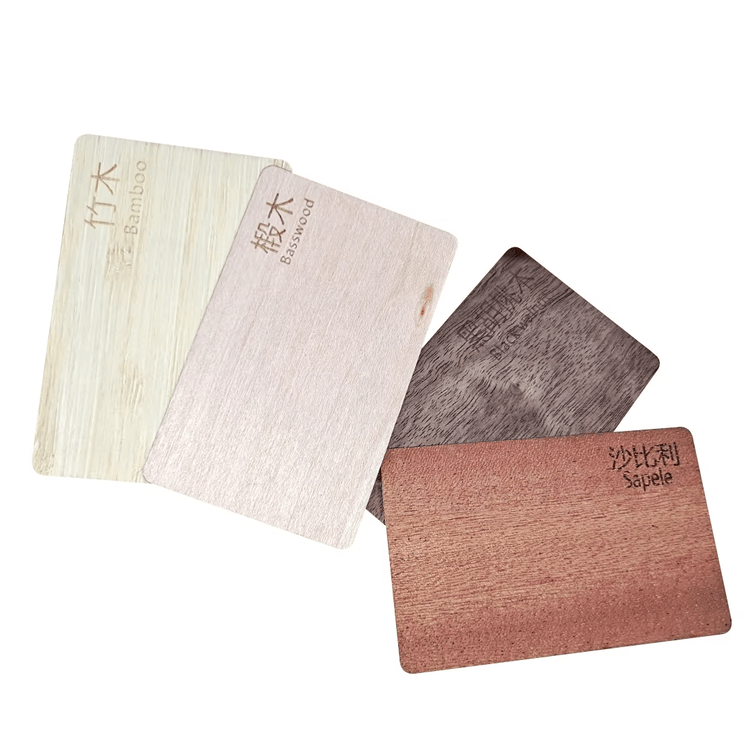 Productfoto van Gegraveerde houten RFID hotel keycards voor resorts; met detailweergave; voor toepassingen met Houten kaarten.