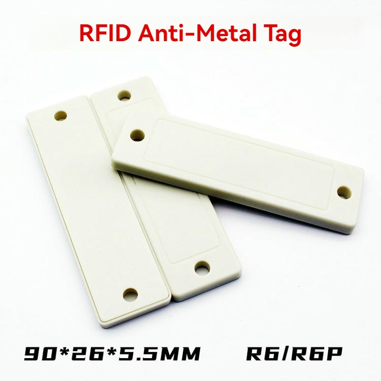 Compacte ABS On-Metal RFID-tag met gegraveerd logo voor industriële RFID-projecten.