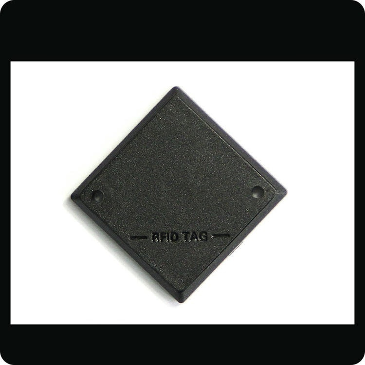 Vierkante PPS RFID-tag voor betrouwbare identificatie en tracking van logistieke containers.