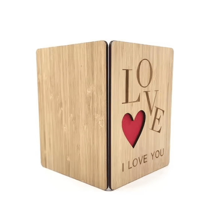 Productfoto van Eiken houten RFID smartcards met NFC-opties; met vooraanzicht; voor toepassingen met Houten kaarten.