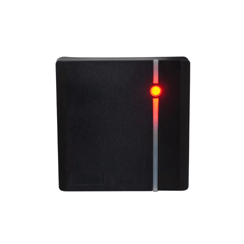 Deze afbeelding toont de RFID-toegangslezer voor villahekken tijdens deurtoegangsinstallatie voor RFID-toegangslezers.