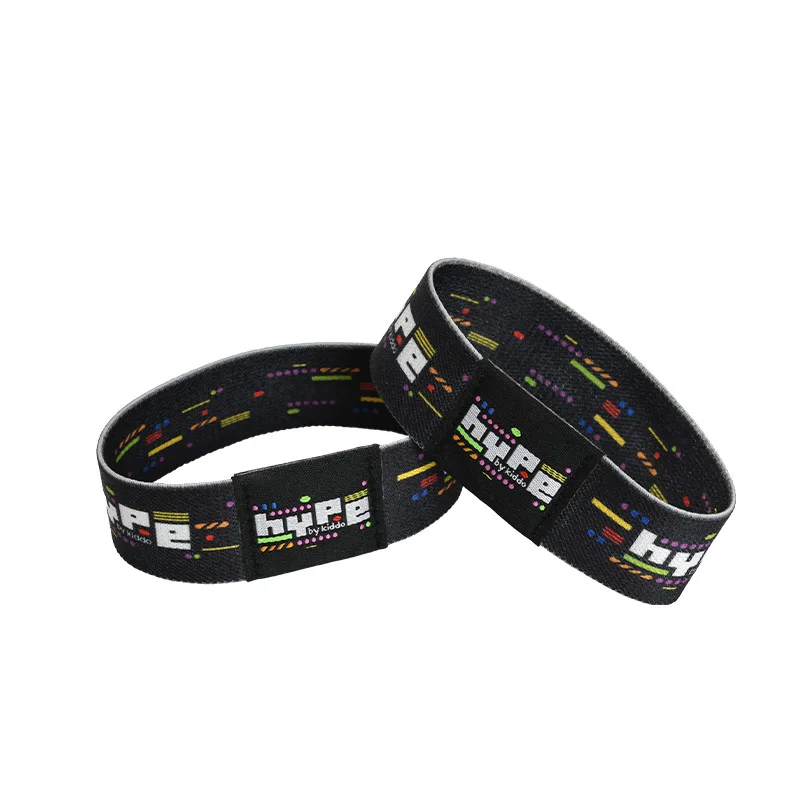 Elastische RFID-polsbandjes voor zwembadtoegang met close-up van productdetails voor toepassingen met elastische RFID-polsbandjes.